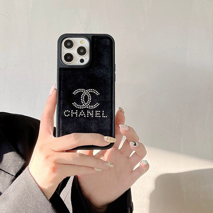 chanel iphone15 14 ケース ラインストーン付き